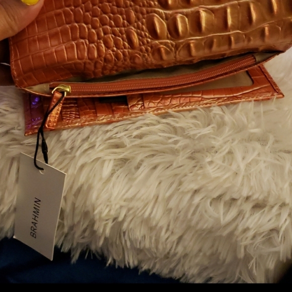 Brahmin Wallet - Picture 3 of 4
